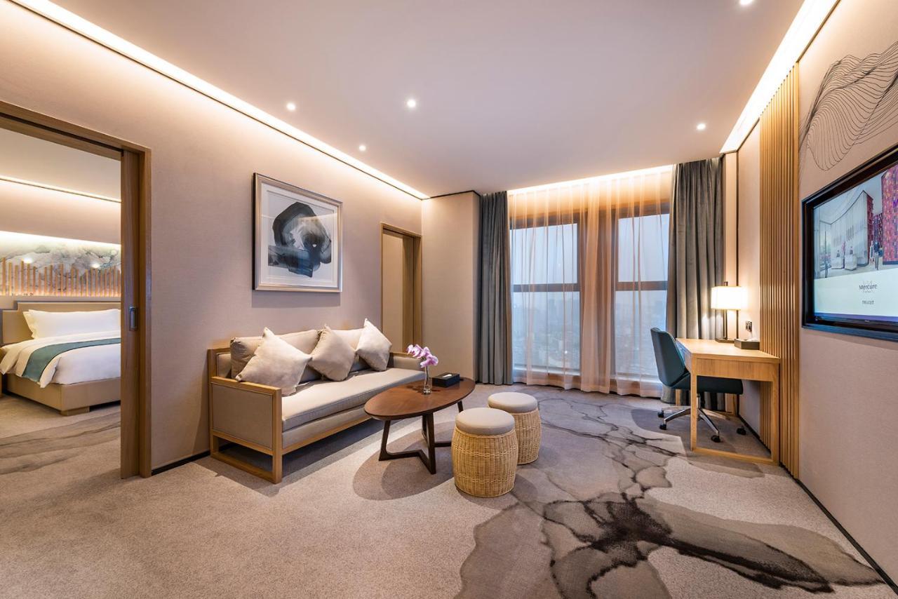 Mercure Chengdu Huapaifang Extérieur photo