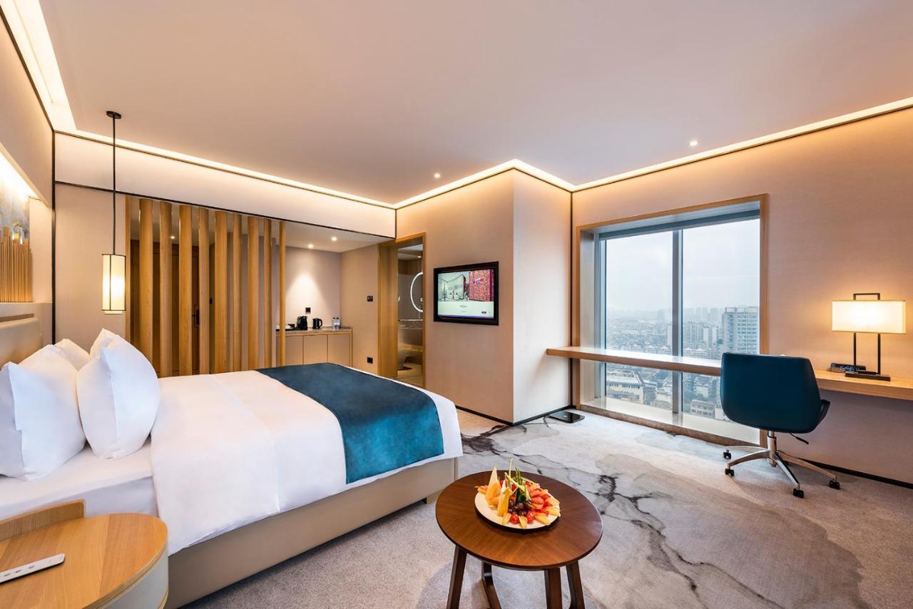 Mercure Chengdu Huapaifang Extérieur photo