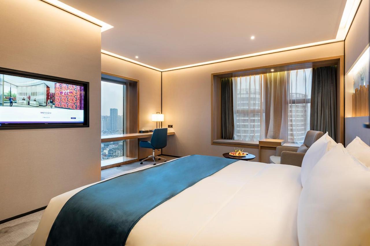 Mercure Chengdu Huapaifang Extérieur photo