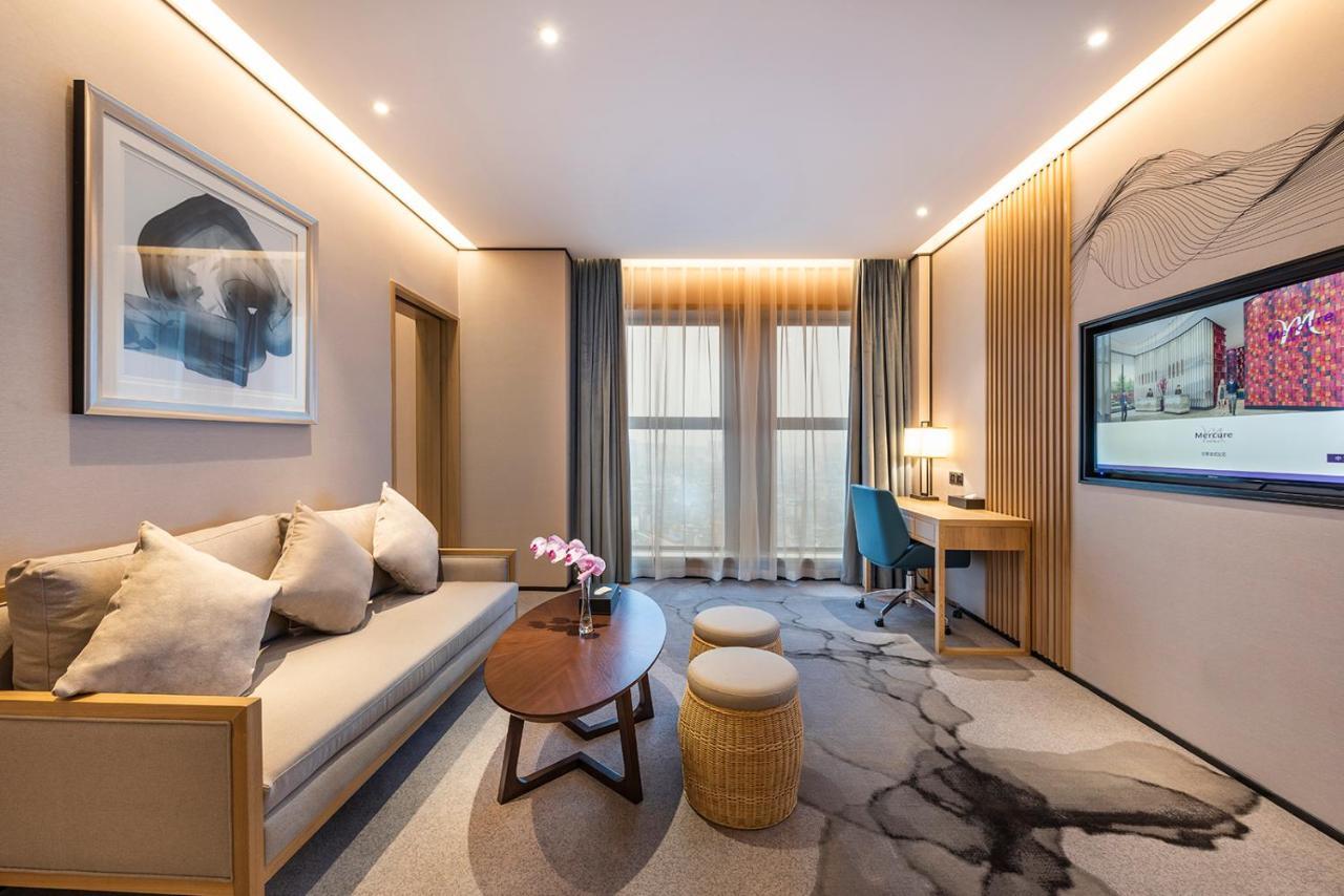 Mercure Chengdu Huapaifang Extérieur photo