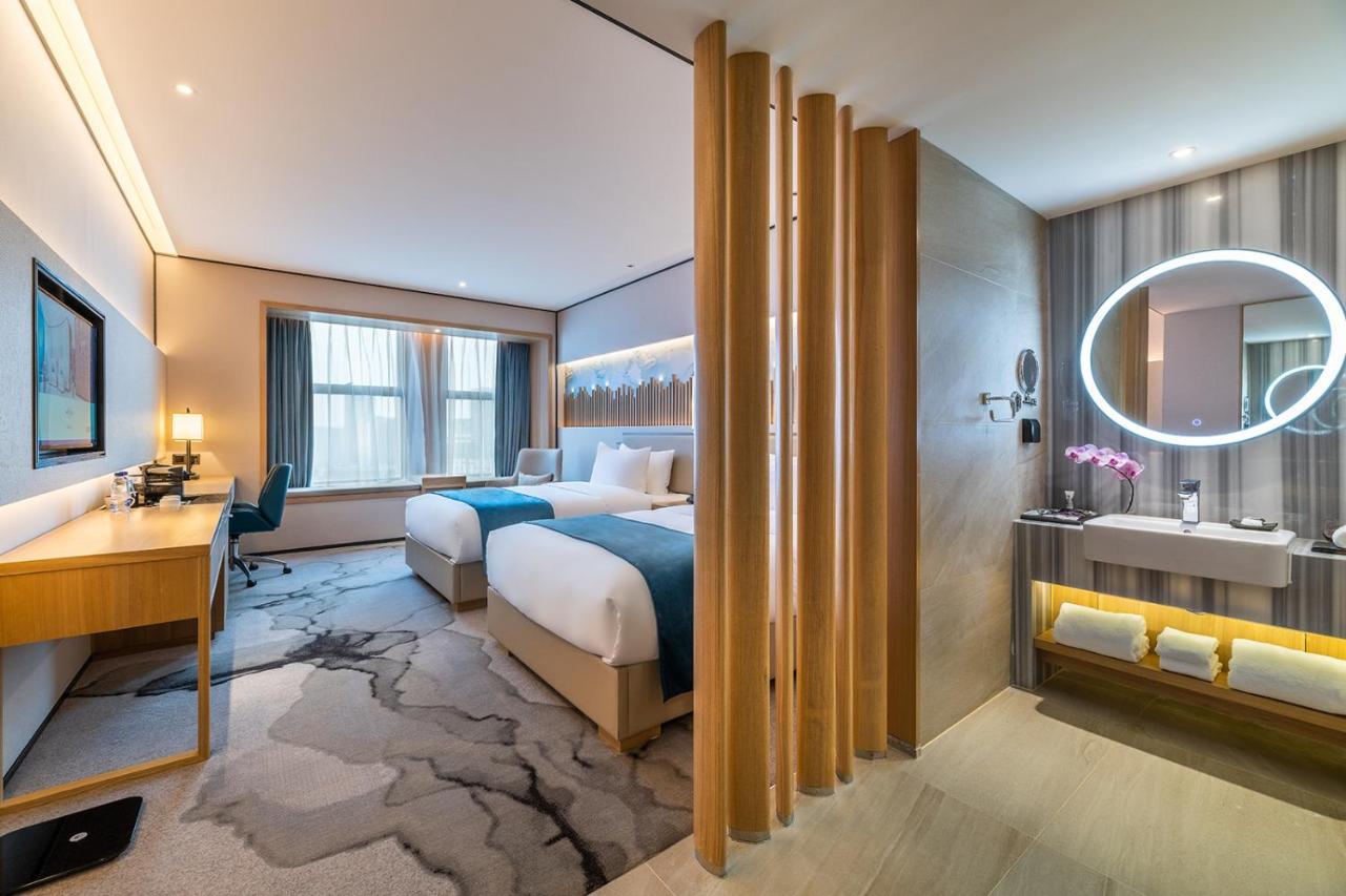 Mercure Chengdu Huapaifang Extérieur photo