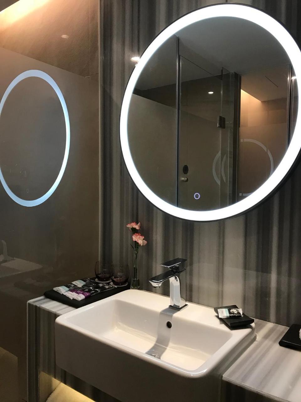 Mercure Chengdu Huapaifang Extérieur photo