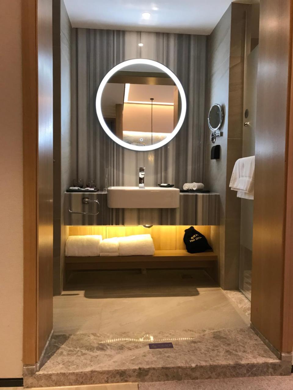 Mercure Chengdu Huapaifang Extérieur photo