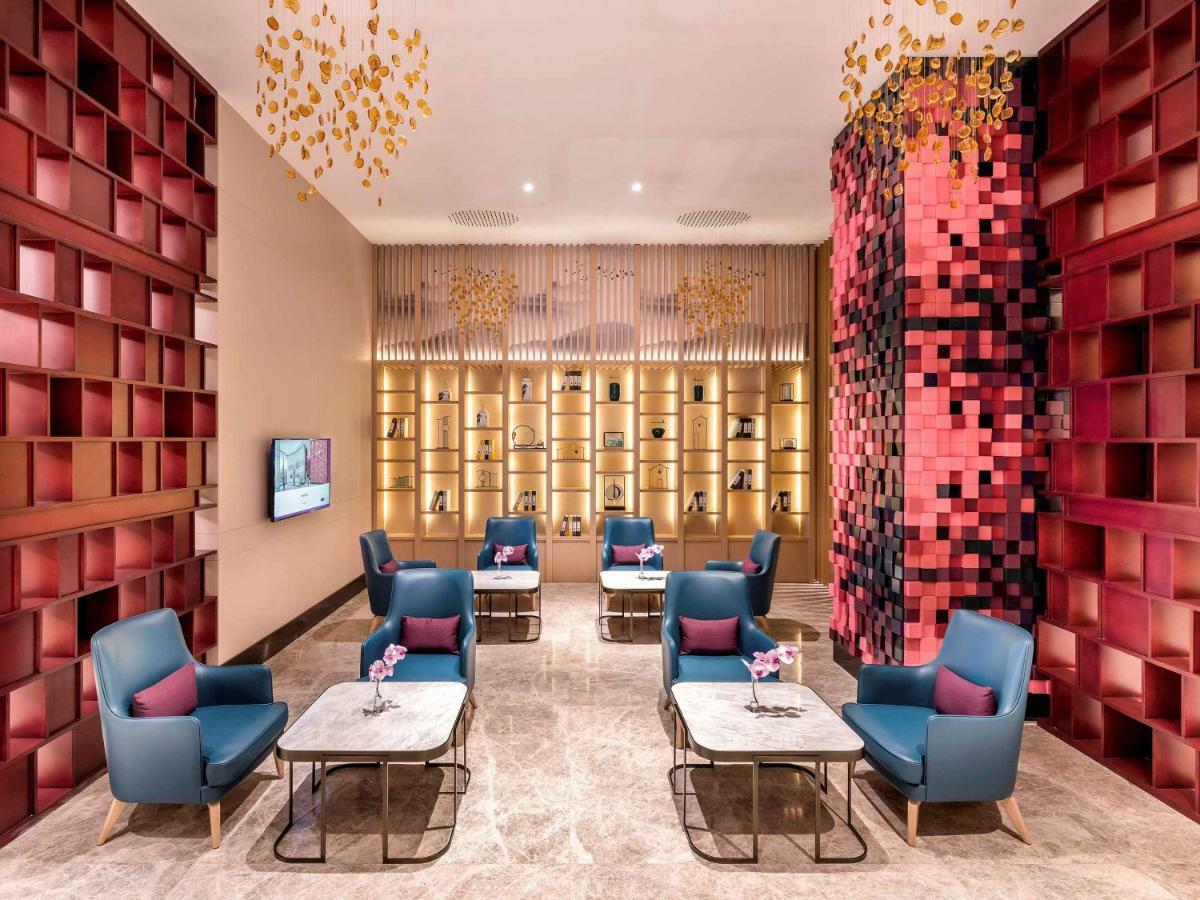 Mercure Chengdu Huapaifang Extérieur photo